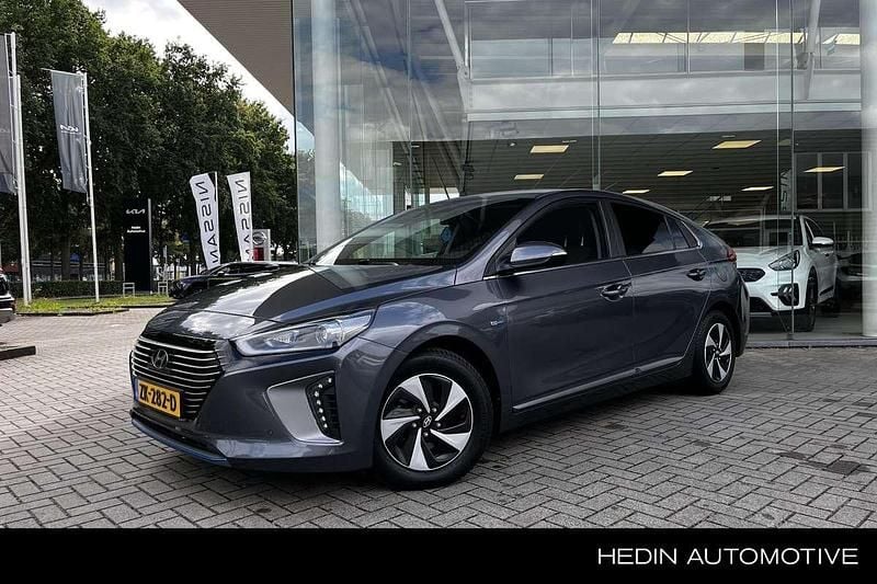 Grijs Gebruikt 2016 Hyundai Ioniq Comfort Sedan | € 12.950 (Eerlijke prijs) - Afbeelding 1/3