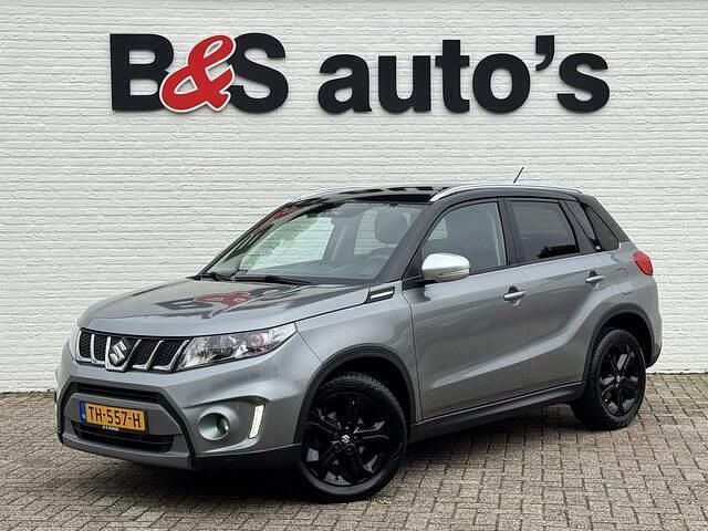 Grijs Gebruikt 2018 Suzuki Vitara SUV | € 16.700 (Eerlijke prijs) - Afbeelding 1/4