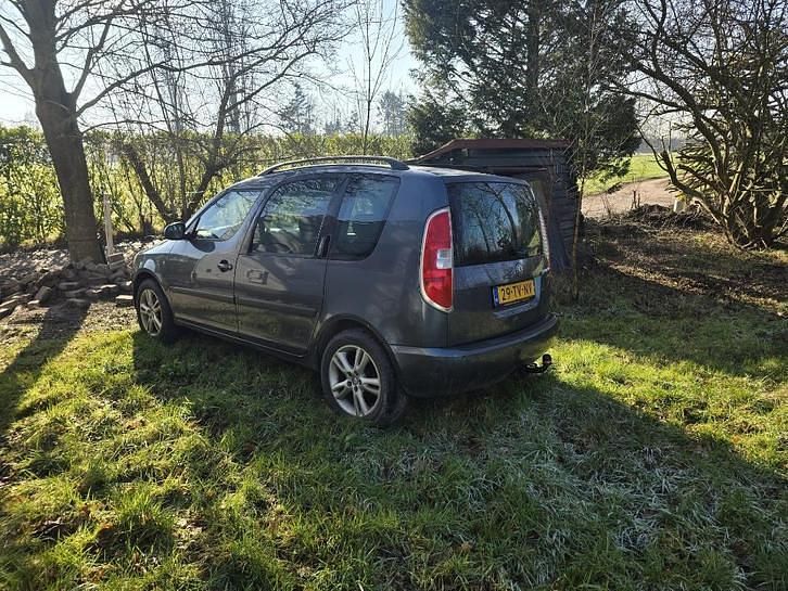 Gebruikt 2007 Skoda Roomster MPV | € 2.399 (Eerlijke prijs) - Afbeelding 1/4