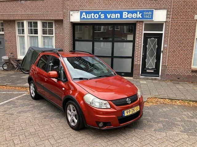 Oranje Gebruikt 2008 Suzuki SX4 MPV | € 2.450 (Eerlijke prijs) - Afbeelding 1/4