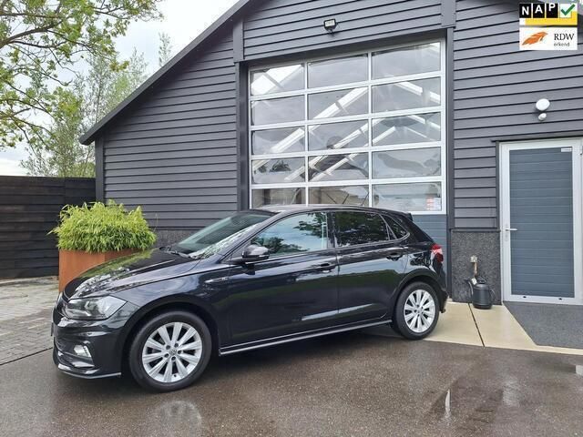 Zwart Gebruikt 2018 VW Polo Highline Hatchback | € 11.450 (Duur) - Afbeelding 1/4