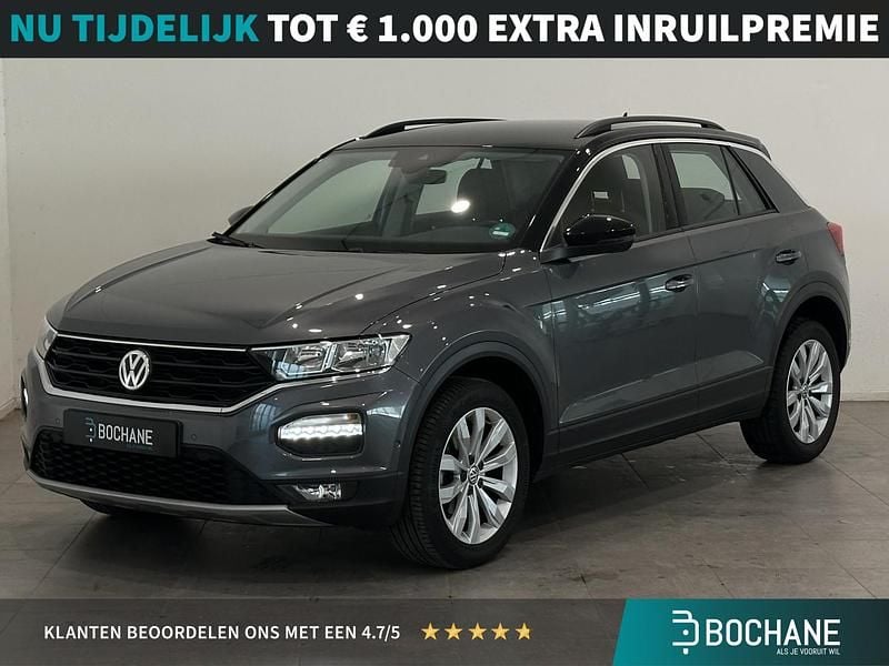 Grijs Gebruikt 2020 VW T-Roc Style SUV | € 24.595 (Goede deal) - Afbeelding 1/4