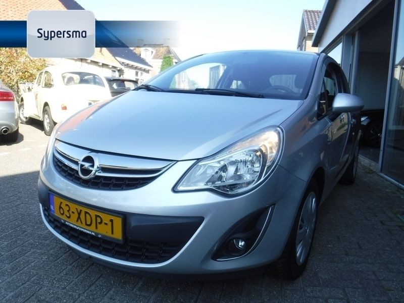 Grijs Gebruikt 2012 Opel Corsa Hatchback | € 6.500 (Iets duurder) - Afbeelding 1/2
