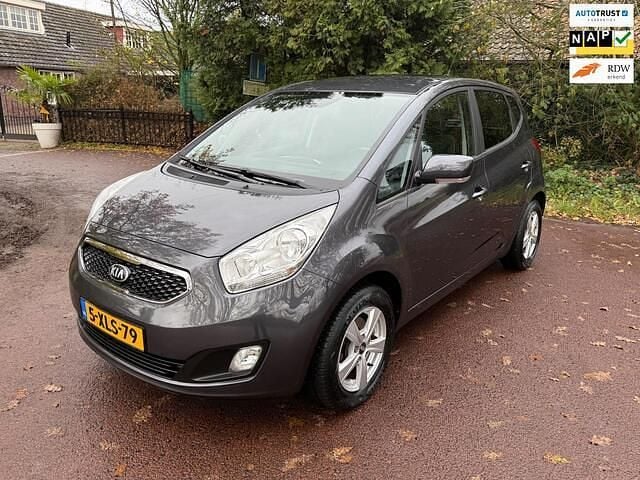 Grijs Gebruikt 2014 Kia Venga Air Hatchback | € 7.895 (Eerlijke prijs) - Afbeelding 1/4