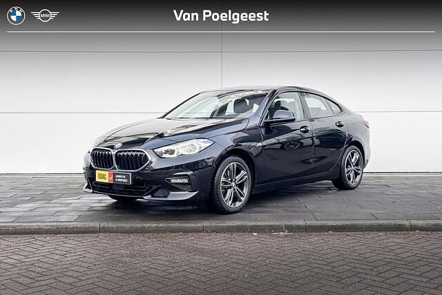 Zwart Occasion 2021 BMW 218 Executive Coupé | € 25.900 (Eerlijke prijs) - Afbeelding 1/4