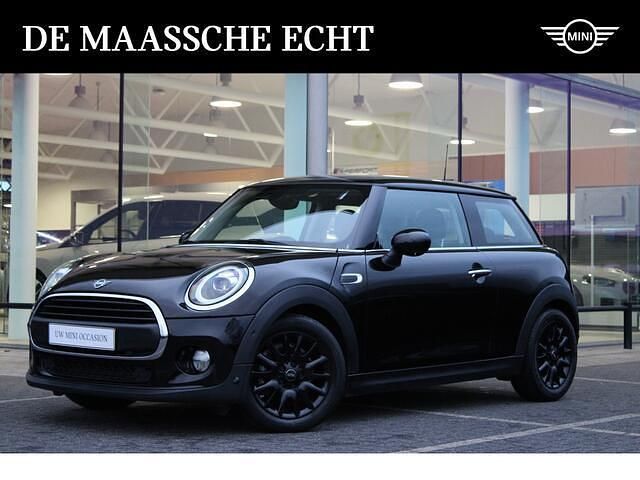 Zwart Gebruikt 2018 Mini ONE Pepper Hatchback | € 18.950 (Iets duurder) - Afbeelding 1/4