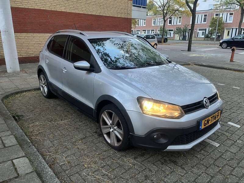 Grijs Gebruikt 2009 VW Polo Cross Hatchback | € 4.250 (Eerlijke prijs) - Afbeelding 1/4