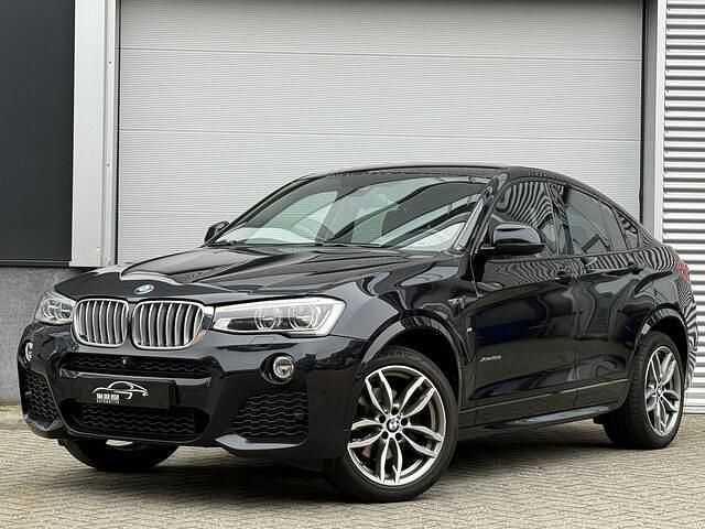 Zwart Gebruikt 2015 BMW X4 Executive SUV | € 20.800 - Afbeelding 1/4