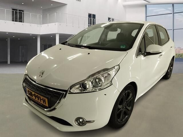Wit Gebruikt 2013 Peugeot 208 Hatchback | € 3.695 (Super prijs) - Afbeelding 1/4