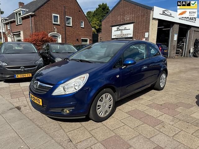 Blauw Gebruikt 2007 Opel Corsa Enjoy Hatchback | € 1.999 (Eerlijke prijs) - Afbeelding 1/4