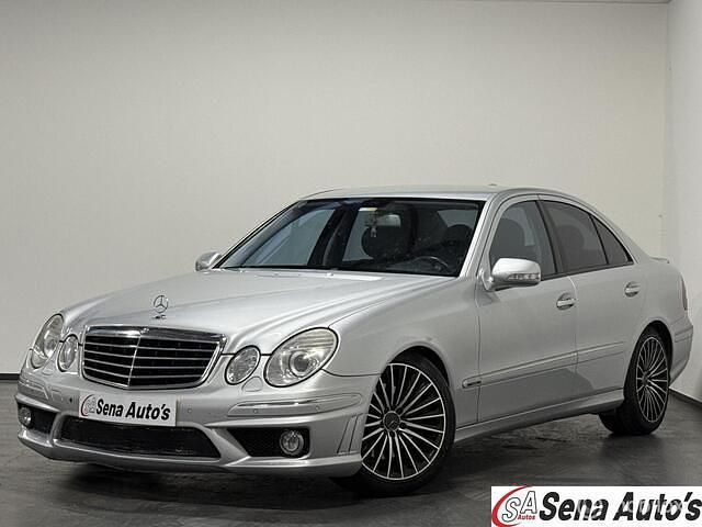 Grijs Occasion 2008 Mercedes E320 Avantgarde Sedan | € 4.995 (Eerlijke prijs) - Afbeelding 1/4
