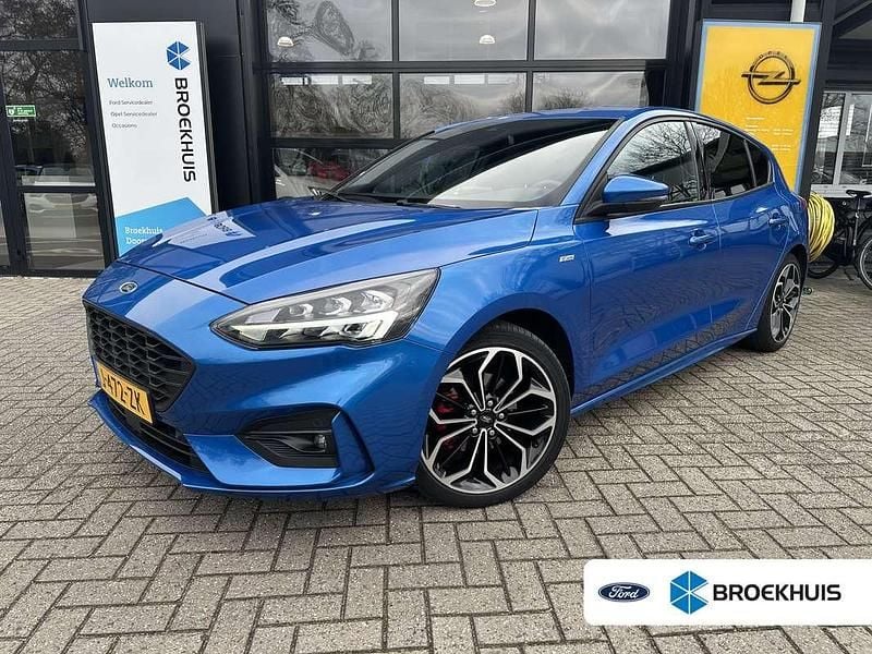 Blauw Gebruikt 2020 Ford Focus ST-Line X Hatchback | € 17.400 (Eerlijke prijs) - Afbeelding 1/4