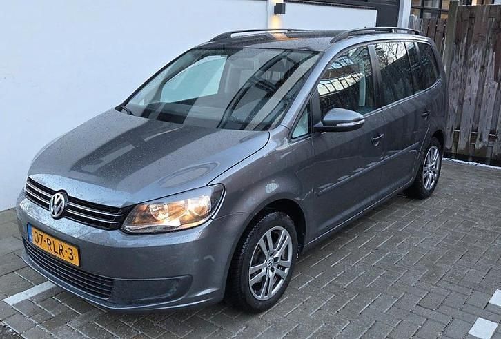 Occasion 2011 VW Touran MPV | € 3.975 (Goede deal) - Afbeelding 1/4
