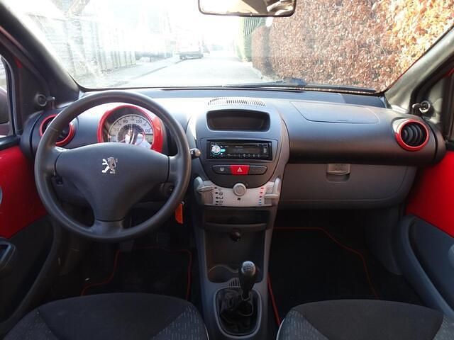 Occasion Peugeot 107 68 PK (50 kW) 2010 Rood Hatchback