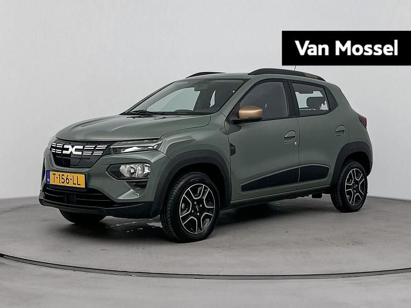 Groen Gebruikt 2023 Dacia Spring Extreme Hatchback | € 12.940 (Eerlijke prijs) - Afbeelding 1/4