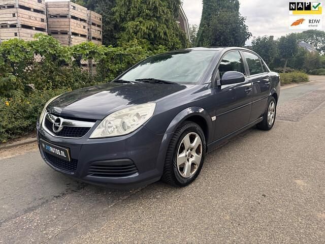 Grijs Gebruikt 2006 Opel Vectra Sedan | € 2.299 (Eerlijke prijs) - Afbeelding 1/4