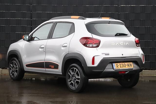 Occasion Dacia Spring Expression 33 kW (45 PK) 2023 Grijs Hatchback