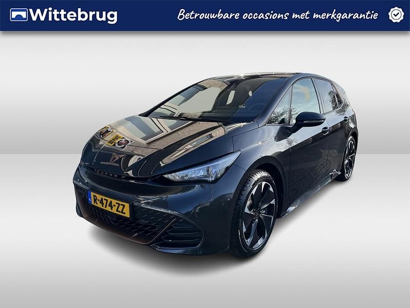Grijs Occasion 2022 Cupra Born Hatchback | € 21.950 (Eerlijke prijs) - Afbeelding 1/2