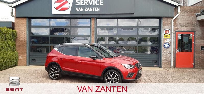 Rood, metallic lak Gebruikt 2019 Seat Arona Business SUV | € 21.500 (Iets duurder) - Afbeelding 1/4