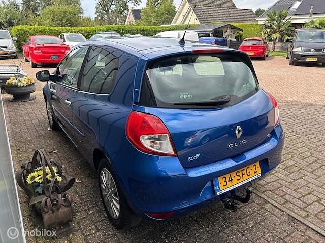 Occasion Renault Clio II Collection 103 PK (75 kW) 2011 Blauw Hatchback