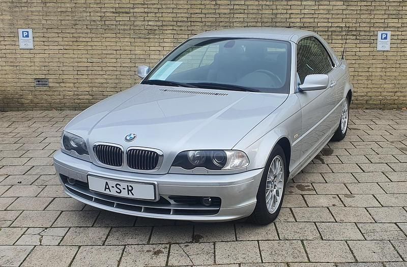 Grijs Gebruikt 2000 BMW 323 Cabriolet Executive Cabriolet | € 7.999 - Afbeelding 1/4