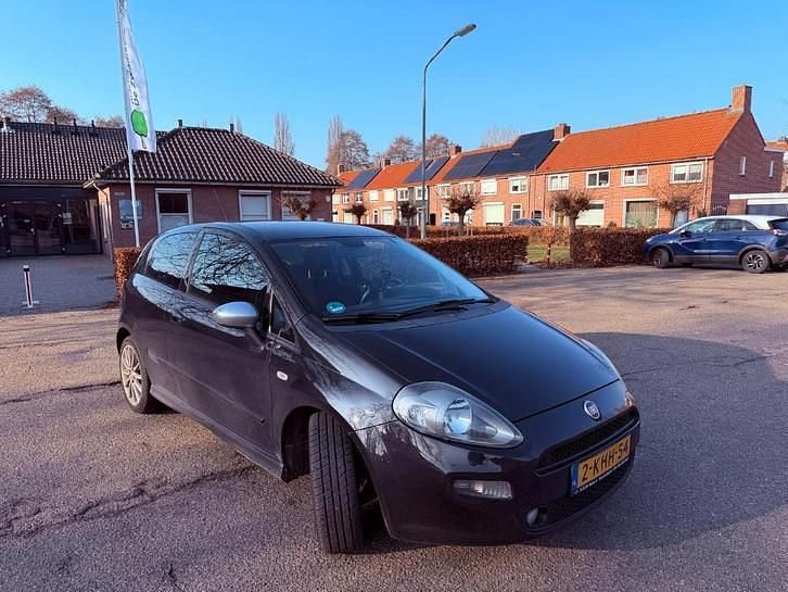 Occasion 2013 Fiat Punto | € 2.245 (Super prijs) - Afbeelding 1/4