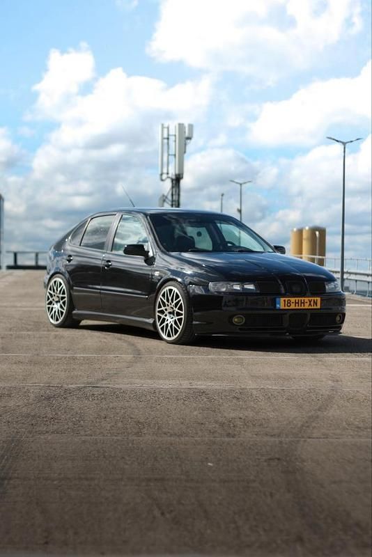 Occasion 2001 Seat Leon | € 7.000 - Afbeelding 1/4