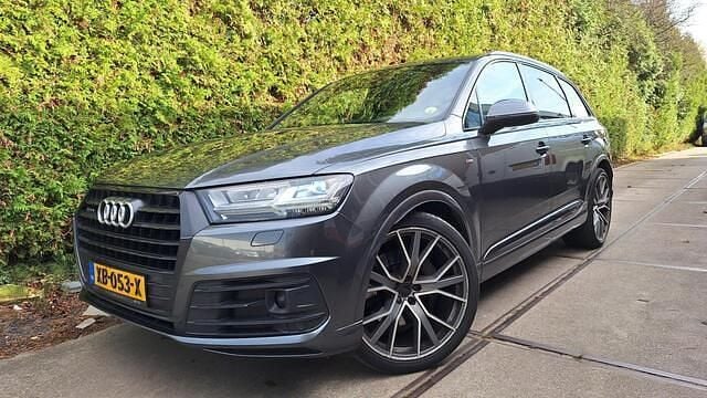 Grijs (metallic) Gebruikt 2017 Audi Q7 Proline SUV | € 19.900 (Goede deal) - Afbeelding 1/4