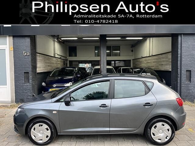 Grijs Gebruikt 2014 Seat Ibiza Hatchback | € 7.440 (Eerlijke prijs) - Afbeelding 1/4