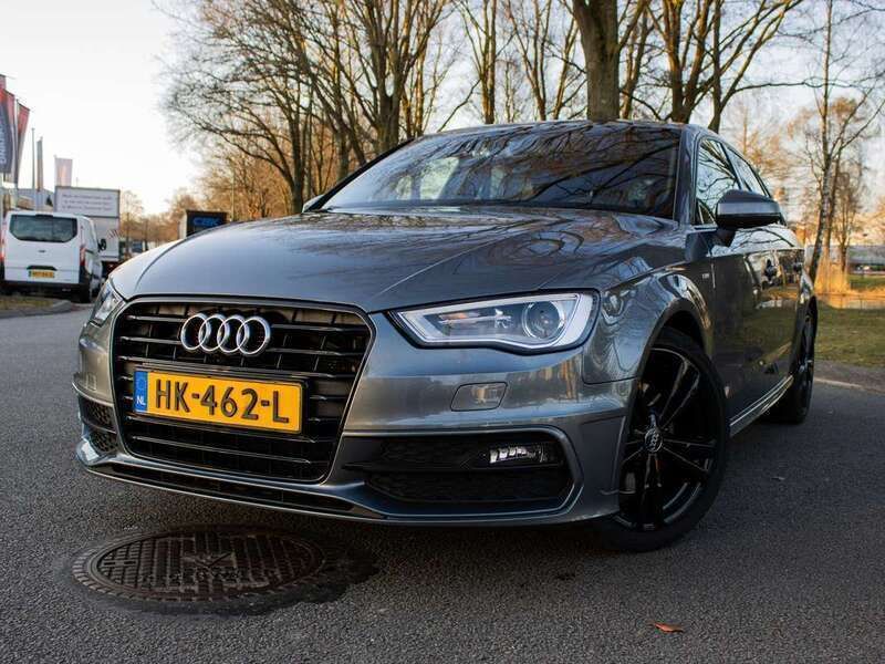 Grijs Gebruikt 2015 Audi A3 Hatchback | € 15.000 (Eerlijke prijs) - Afbeelding 1/4