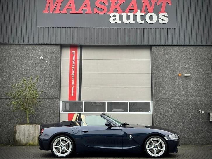 Blauw Occasion 2006 BMW Z4 Cabriolet | € 22.750 - Afbeelding 1/4