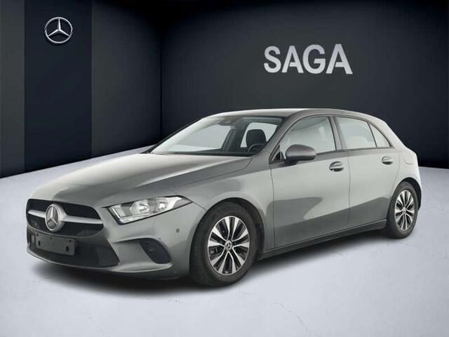 Grijs Gebruikt 2020 Mercedes A200 Business Sedan | € 21.490 (Super prijs) - Afbeelding 1/4