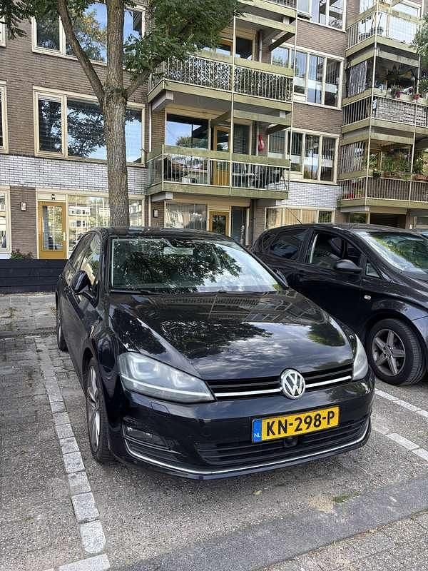 Zwart Gebruikt 2012 VW Golf VII Stationwagen | € 12.000 (Duur) - Afbeelding 1/4