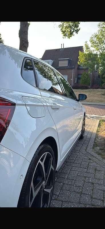 Wit Gebruikt 2018 VW Polo Highline Hatchback | € 19.500 (Iets duurder) - Afbeelding 1/4