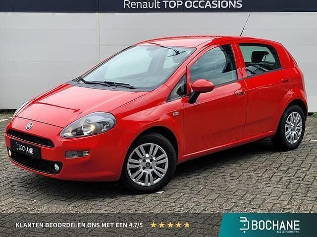 Rood Gebruikt 2016 Fiat Punto Evo Hatchback | € 6.945 (Eerlijke prijs) - Afbeelding 1/4