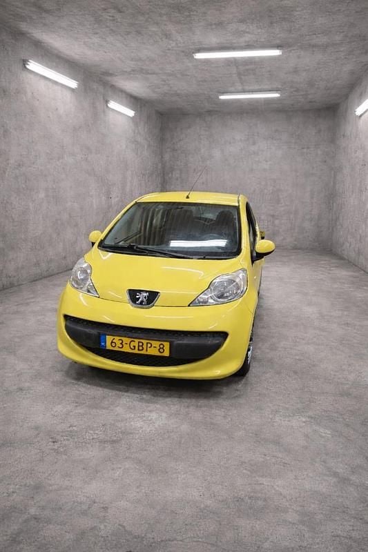 Occasion 2008 Peugeot 107 Hatchback | € 950 (Super prijs) - Afbeelding 1/4