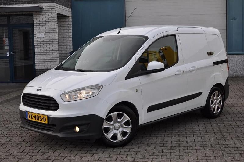 Wit Gebruikt 2016 Ford Transit Trend | € 5.750 (Goede deal) - Afbeelding 1/4