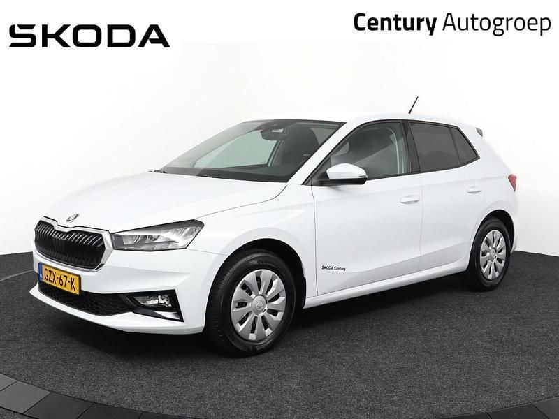Wit Nieuw 2024 Skoda Fabia Selection Hatchback | € 21.695 (Eerlijke prijs) - Afbeelding 1/4