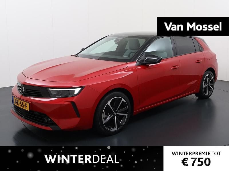 Rood Occasion 2023 Opel Astra Elegance Hatchback | € 25.940 (Goede deal) - Afbeelding 1/4
