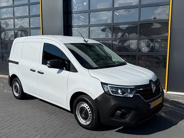 Wit Gebruikt 2023 Renault Kangoo Komfort MPV | € 14.940 (Goede deal) - Afbeelding 1/4