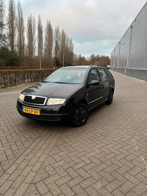 Gebruikt 2003 Skoda Fabia Stationwagen | € 999 (Eerlijke prijs) - Afbeelding 1/4