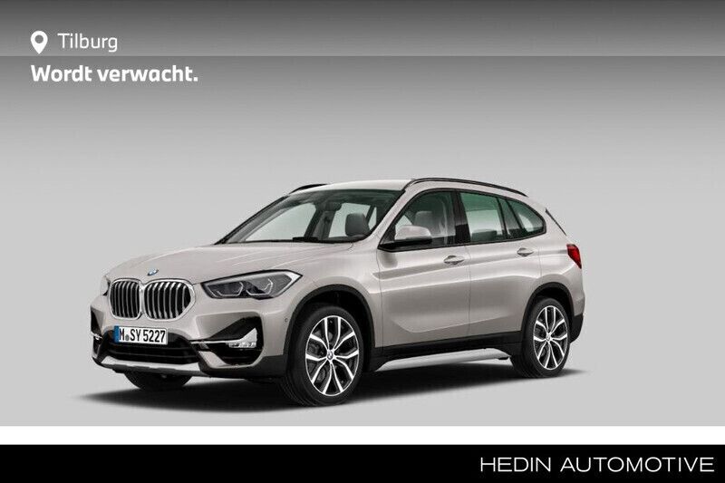 Grijs Gebruikt 2020 BMW X1 Executive SUV | € 32.880 (Eerlijke prijs) - Afbeelding 1/2