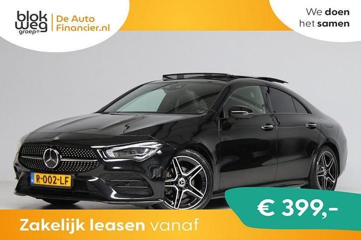 Zwart Gebruikt 2022 Mercedes CLA180 AMG line Sedan | € 28.945 (Eerlijke prijs) - Afbeelding 1/4