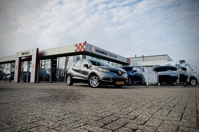 Occasion Renault Captur Dynamique 90 PK (66 kW) 2014 Grijs (metallic) SUV