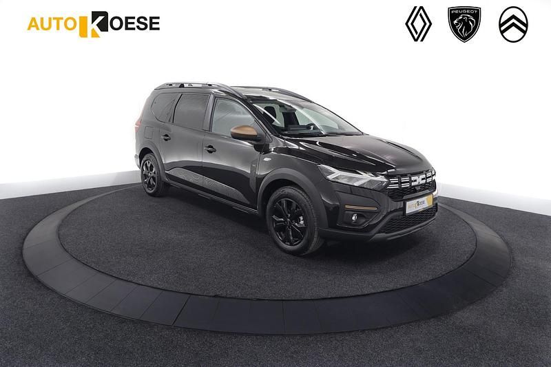 Zwart Nieuw 2025 Dacia Jogger Extreme MPV | € 29.900 (Iets duurder) - Afbeelding 1/4