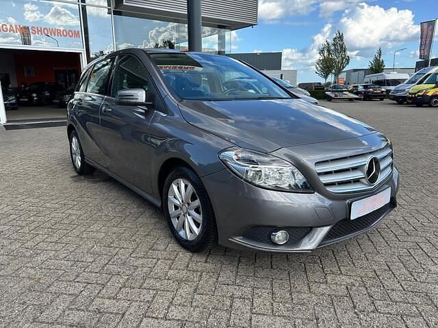 Occasion Mercedes B200 Ambition 157 PK (115 kW) 2014 Grijs MPV