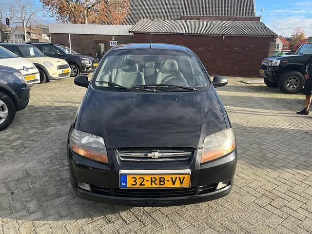 Zwart Gebruikt 2005 Chevrolet Kalos Hatchback | € 1.450 (Eerlijke prijs) - Afbeelding 1/4
