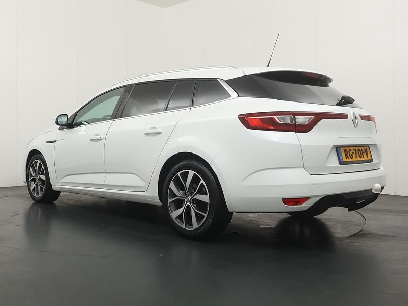 Occasion Renault Mégane GrandTour Zen 131 PK (96 kW) 2017 Blanc nacré qnc Stationwagen
