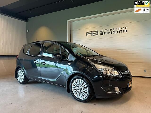 Zwart Occasion 2014 Opel Meriva Cosmo MPV | € 7.999 (Iets duurder) - Afbeelding 1/4