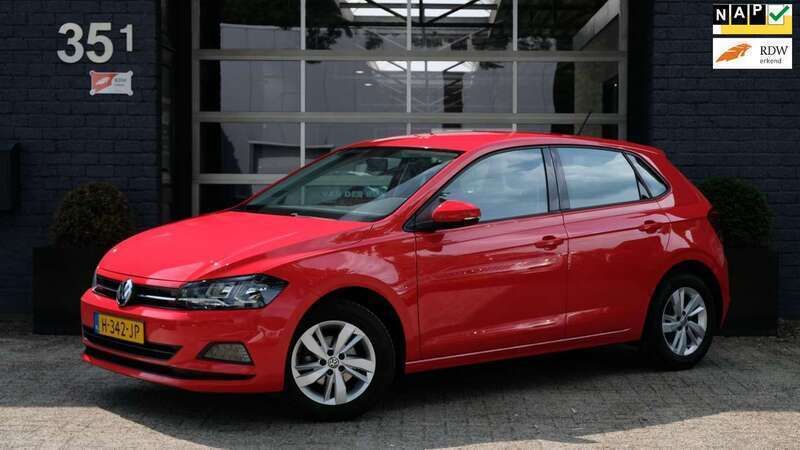 Rood Gebruikt 2019 VW Polo Comfortline Hatchback | € 10.950 (Goede deal) - Afbeelding 1/4